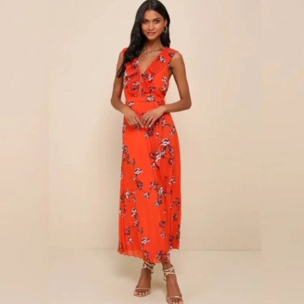 Lulu's NWT Loved By You Red Orange Floral Print Pleated Chiffon Maxi Dress